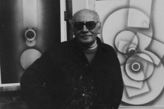 1977, Ideo Pantaleoni nel suo studio a Milano